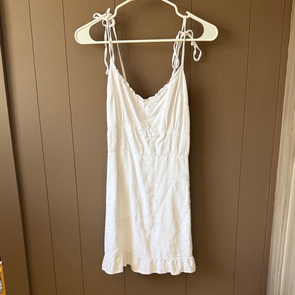 Abercrombie & Fitch White Tie-Shoulder Linen Sundress with Ruffle Hem